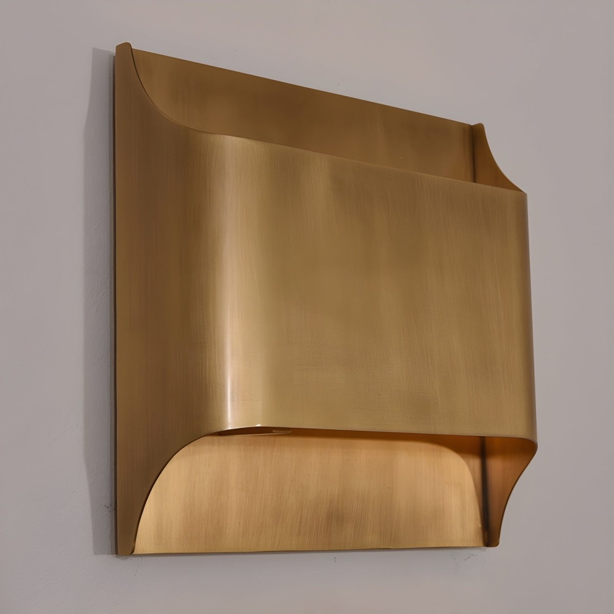 Wall Sconce, Curved Brass and Copper Finish, Modern Style, Single LED Bulb