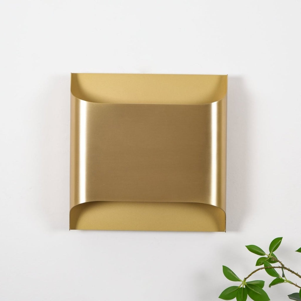 Wall Sconce, Curved Brass and Copper Finish, Modern Style, Single LED Bulb
