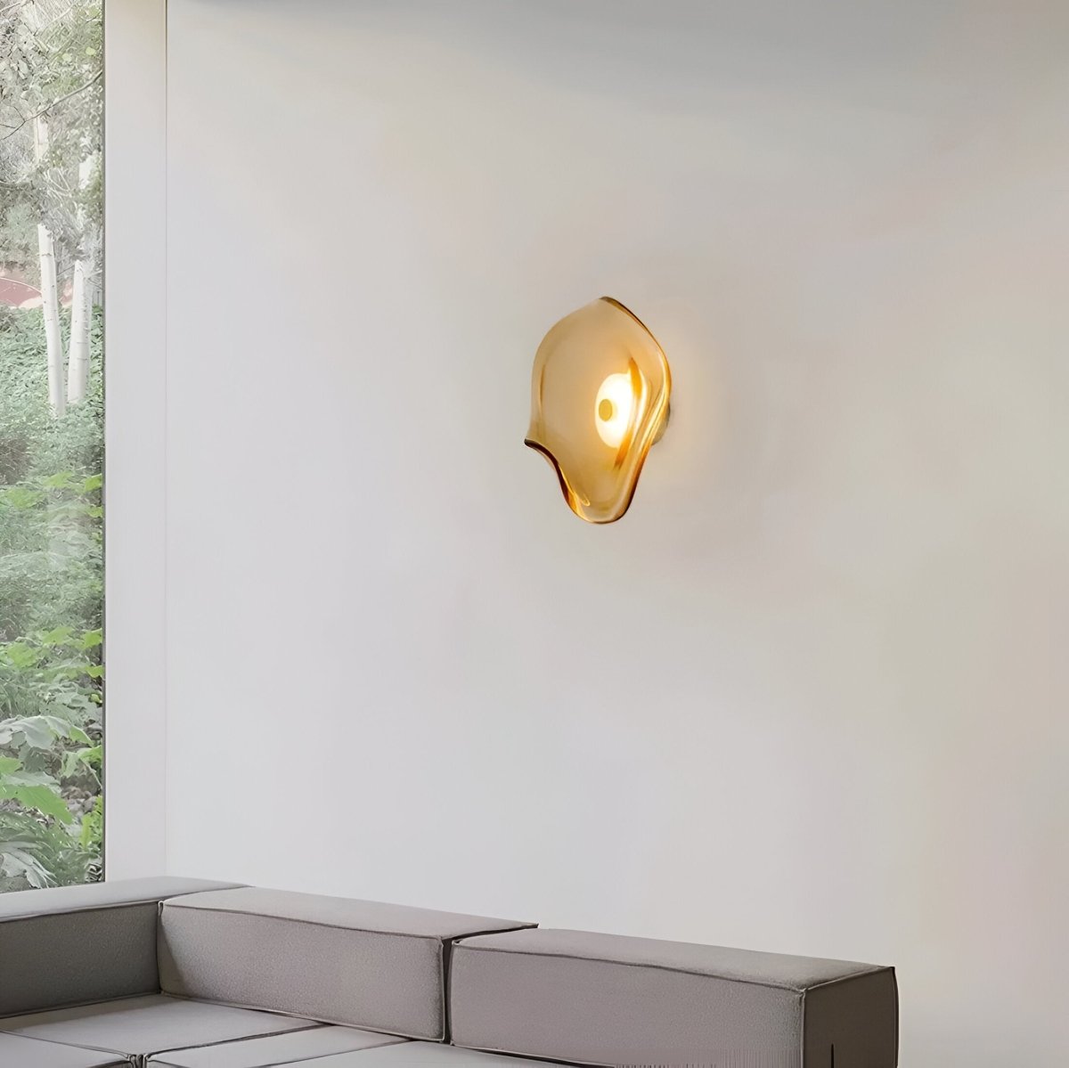 Aplique de Parede, Abajur Curvo em Vidro Japandi, Estrutura em Metal e Ferro, Luz LED Individual