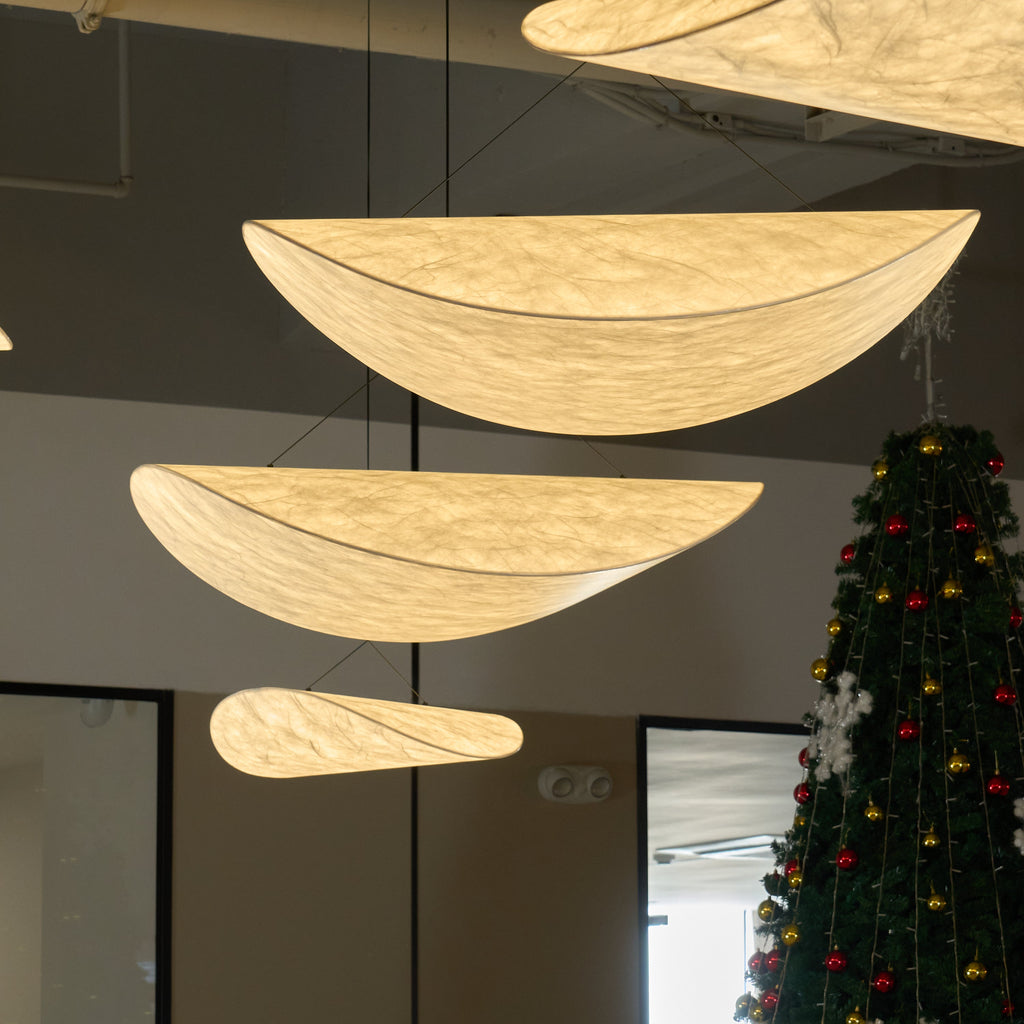 Pendellampe, Tense, Mulberrysilke-diffuser, sort ramme, LED, dæmpbar