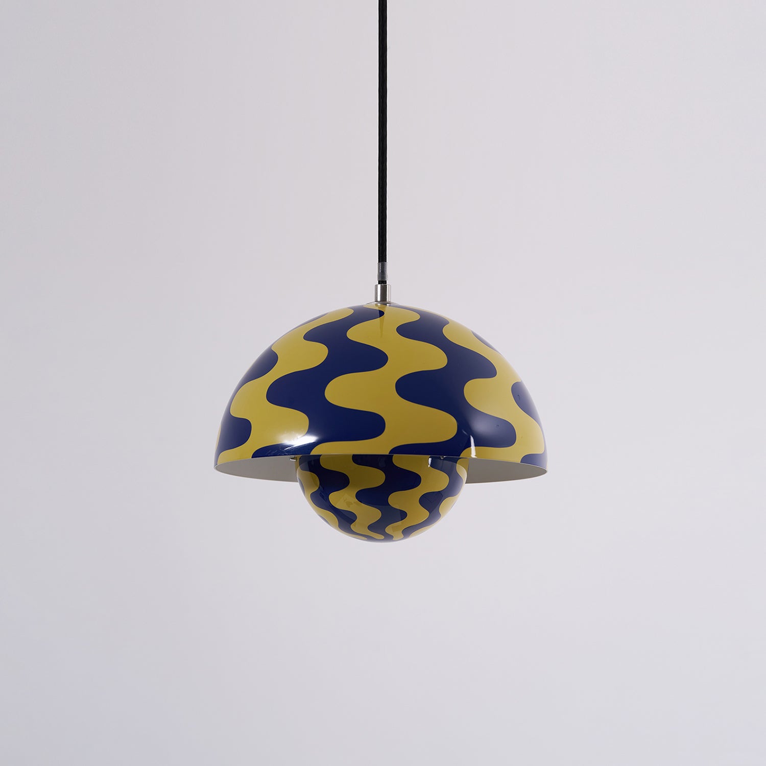 Flowerpot Pendant Light, Dual-Dome Aluminum Shade, Hardwired Ceiling Fixture