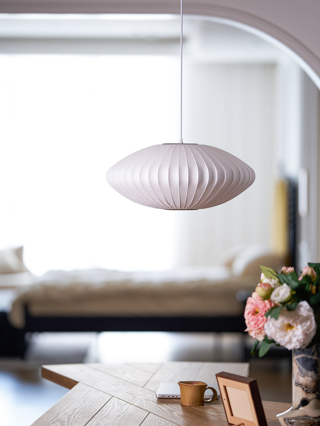 Pendant Light, Crisscross Bubble, Mulberry Silk, Steel Wireframe, E26