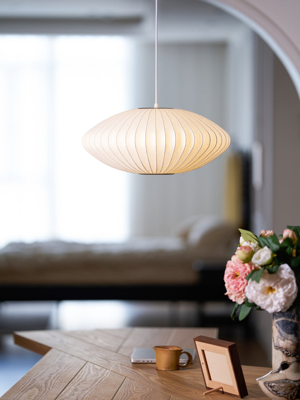 Pendant Light, Crisscross Bubble, Mulberry Silk, Steel Wireframe, E26