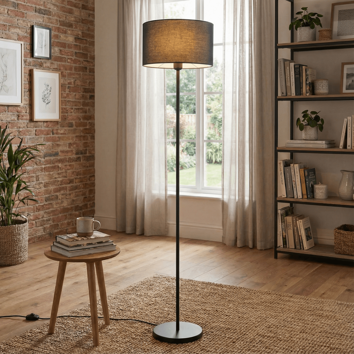 Gulvlampe, stofdiffusor, mesh-skærm, blødt stemningslys