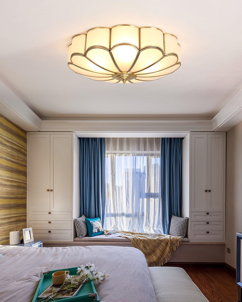 Ceiling Light, Frosted Glass Flower Petals, Brass Frame, E26 / E27 Socket
