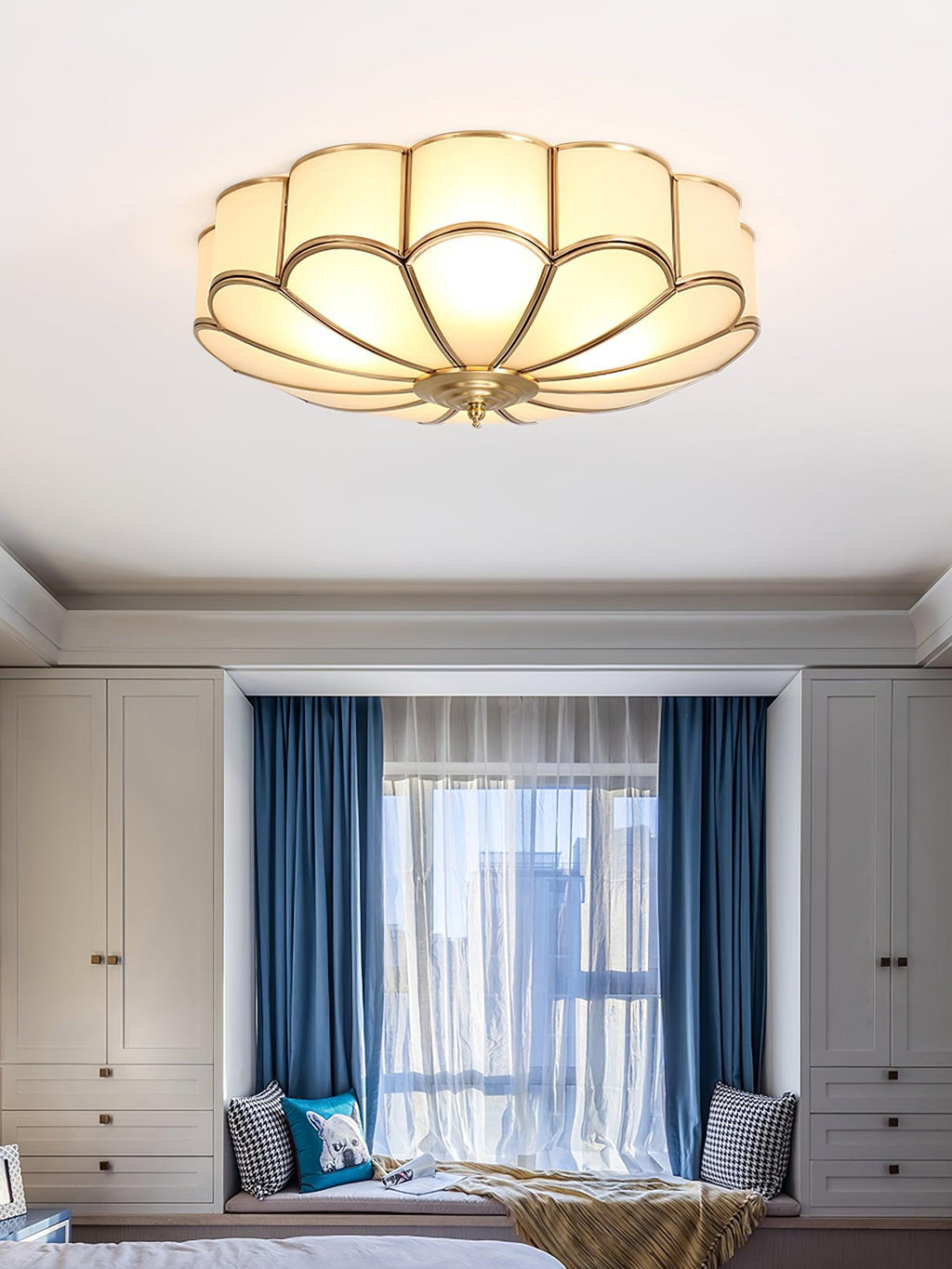 Ceiling Light, Frosted Glass Flower Petals, Brass Frame, E26 / E27 Socket