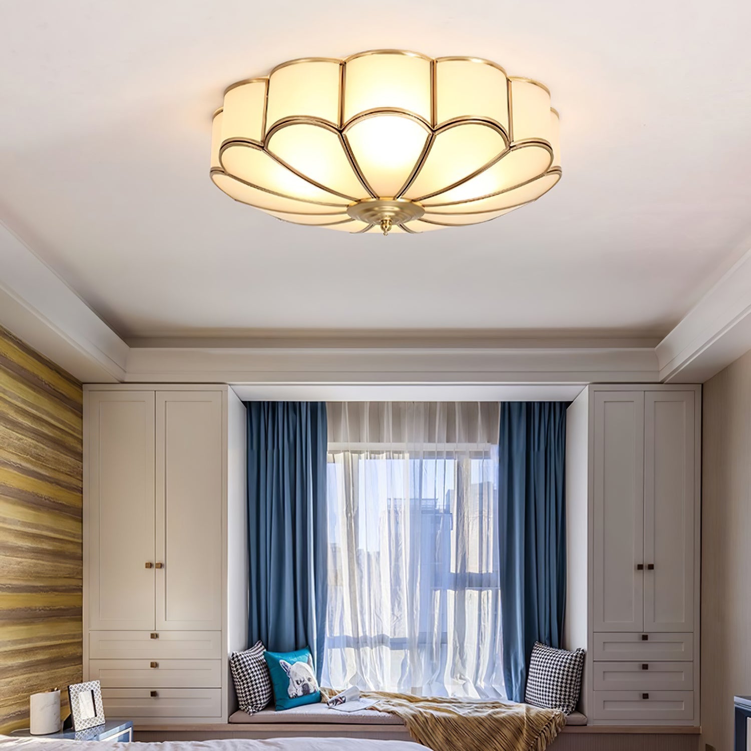 Ceiling Light, Frosted Glass Flower Petals, Brass Frame, E26 / E27 Socket