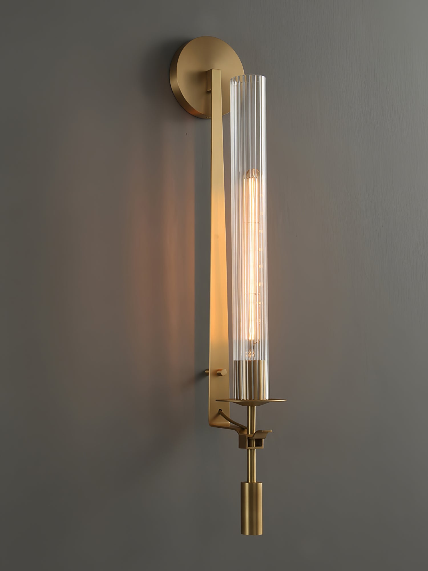 Væglampe, massiv messing, ribbet klart glas, E27, fransk klassicisme