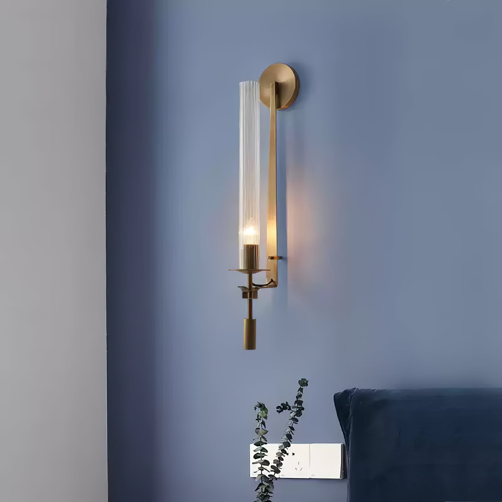 Væglampe, massiv messing, ribbet klart glas, E27, fransk klassicisme