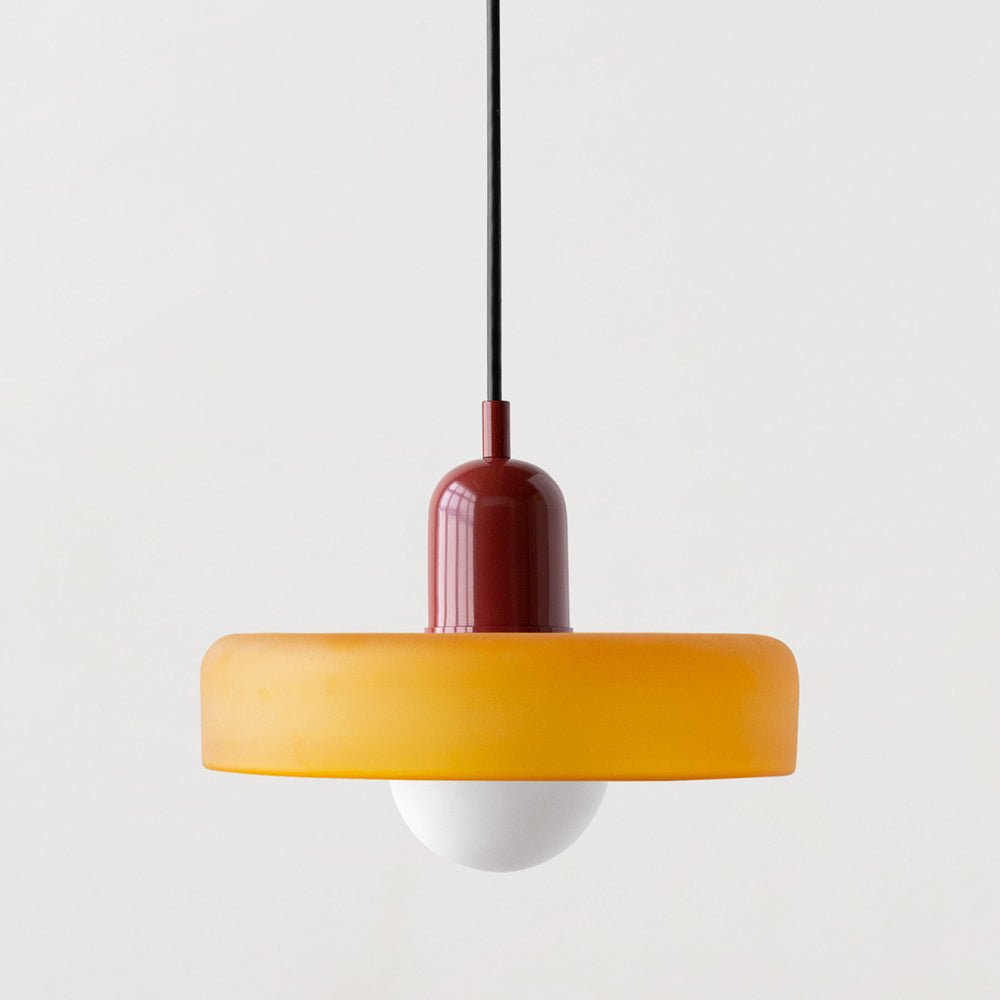 Pendellampe, lodret metalstamme, glasskærm, loftmonteret