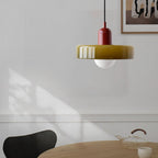 Pendellampe, lodret metalstamme, glasskærm, loftmonteret
