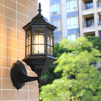 European-Style Outdoor Wall Lamp With Cast Aluminum Body And Glass Shade