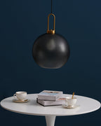 Glass pendant light cluster suspended at varied heights