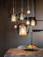 Glo Pendellampe, Tonet Blæst Glasglobus, G4 LED, Dæmpbar