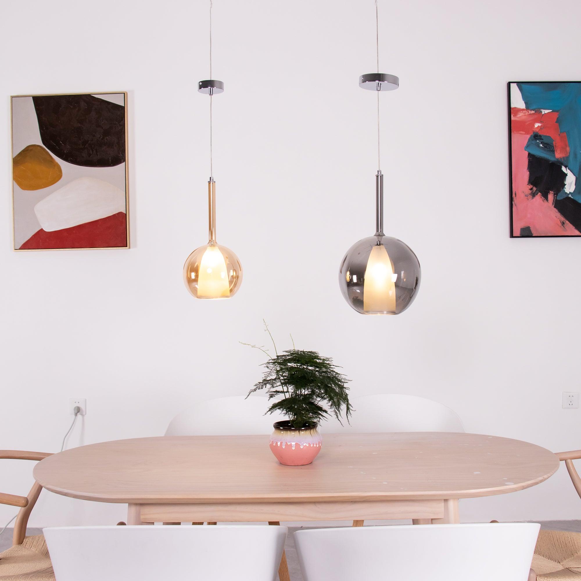 Glo Pendellampe, Tonet Blæst Glasglobus, G4 LED, Dæmpbar
