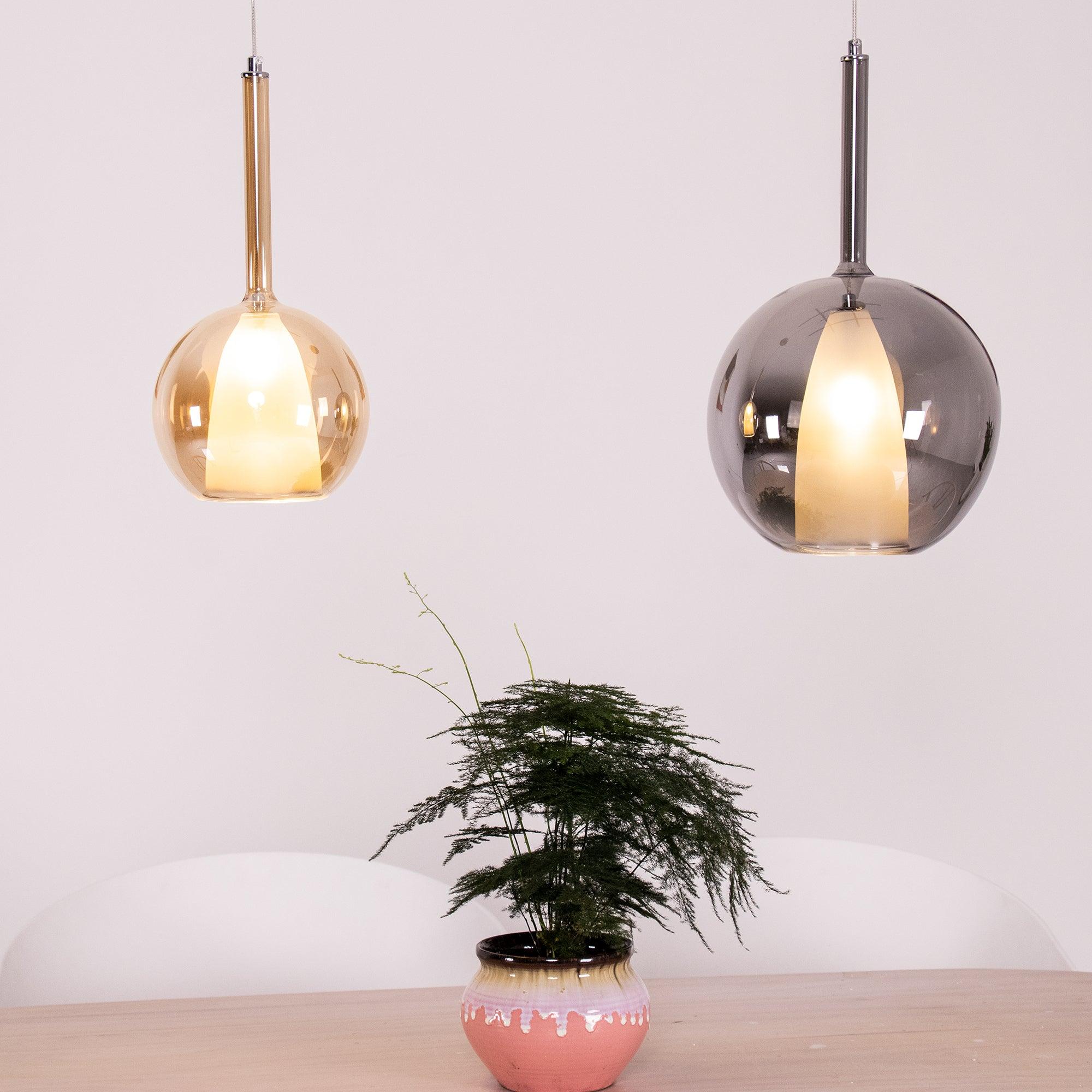 Glo Pendellampe, Tonet Blæst Glasglobus, G4 LED, Dæmpbar