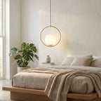 Nordic Globe Pendel, Frostet Glasskærm, Guld Ringramme