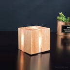 Lâmpada de Parede Cubo em Madeira Natural Artesanal, Luz G4 Branco Quente, 8 cm
