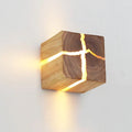 Lâmpada de Parede Cubo em Madeira Natural Artesanal, Luz G4 Branco Quente, 8 cm