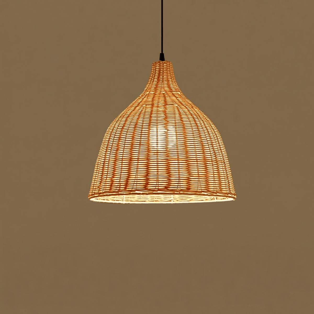 Lustre de Sino em Bambu, Abajur Boho Feito à Mão, Diâmetro de 12 Polegadas
