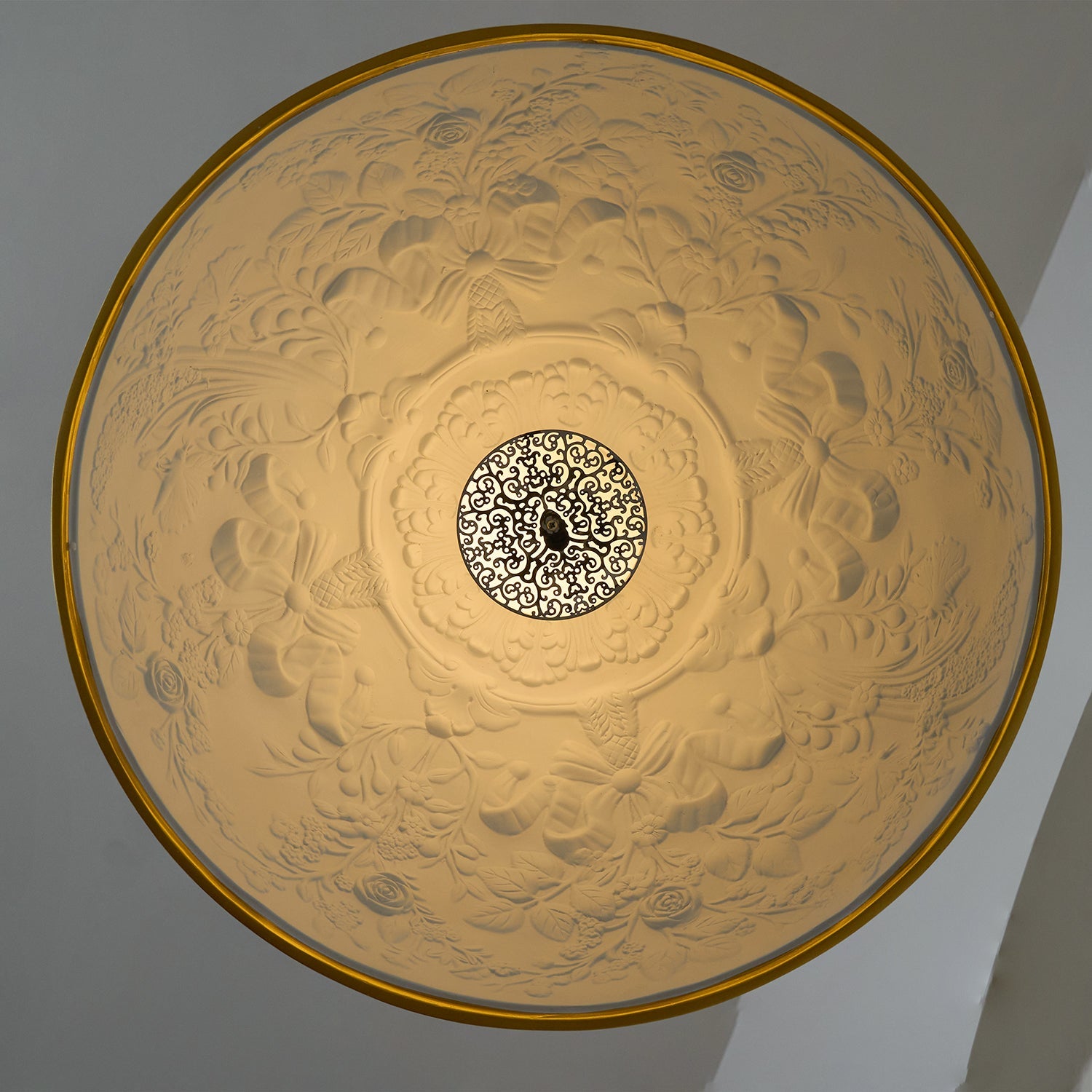 Pendant Light, Cast Plaster Hemisphere Diffuser, E27, 6 Finishes