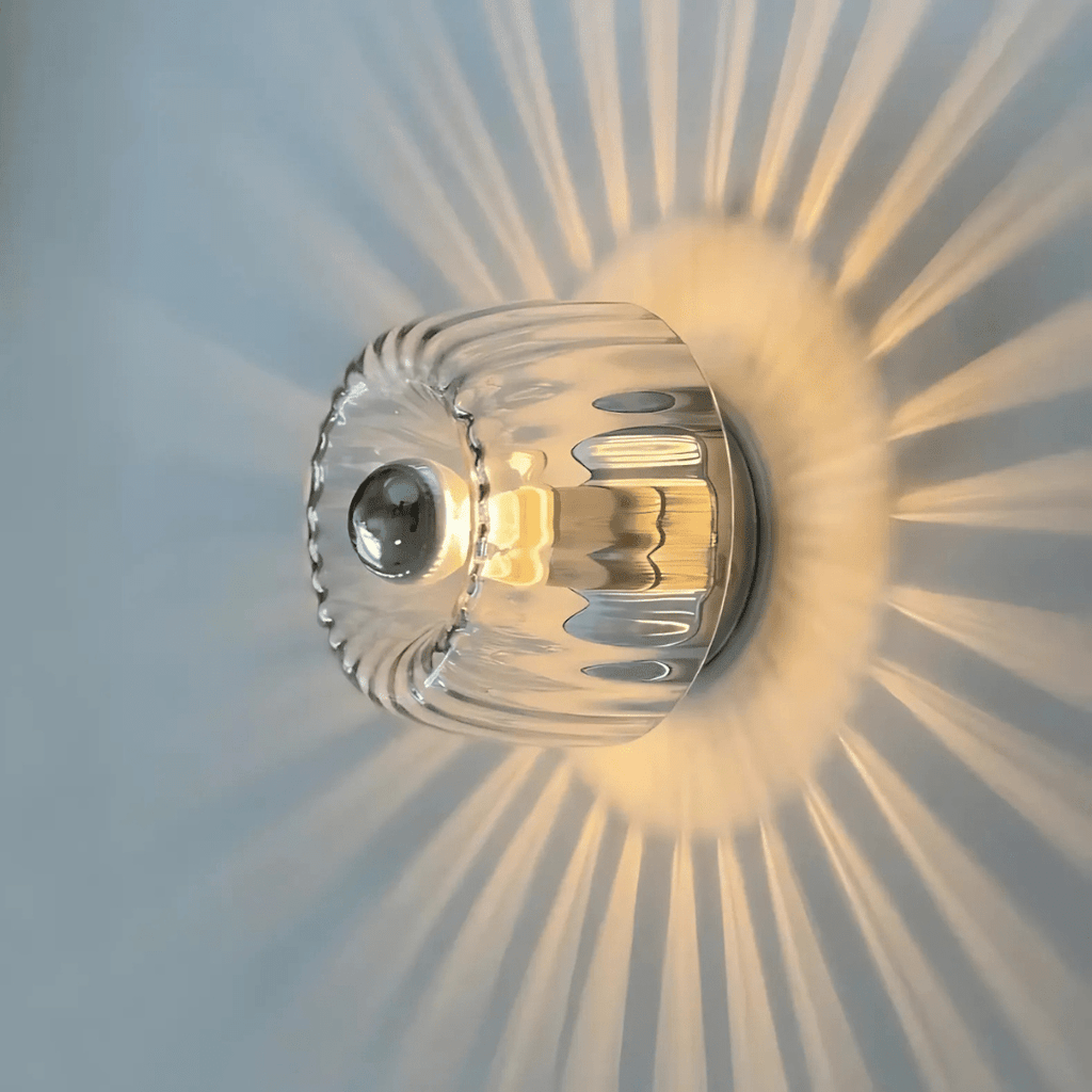Væglampe med rund glasskærm, smedejernsfod, moderne minimalistisk