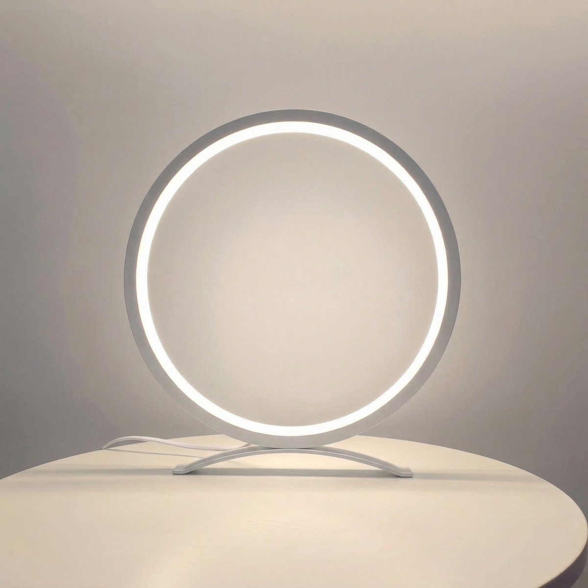 Lampe de table LED en forme d’anneau, halo lumineux alimenté par USB, design nordique 15 pouces