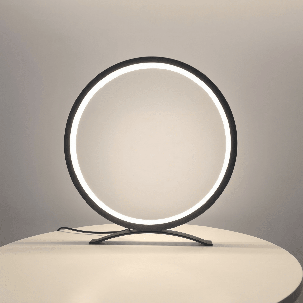 Lampe de table LED en forme d’anneau, halo lumineux alimenté par USB, design nordique 15 pouces