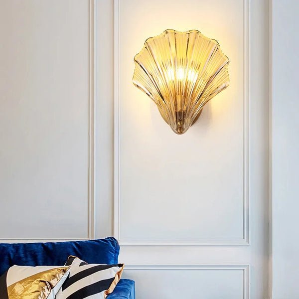 Applique murale en verre et laiton, abat-jour style coquillage, lumière LED unique