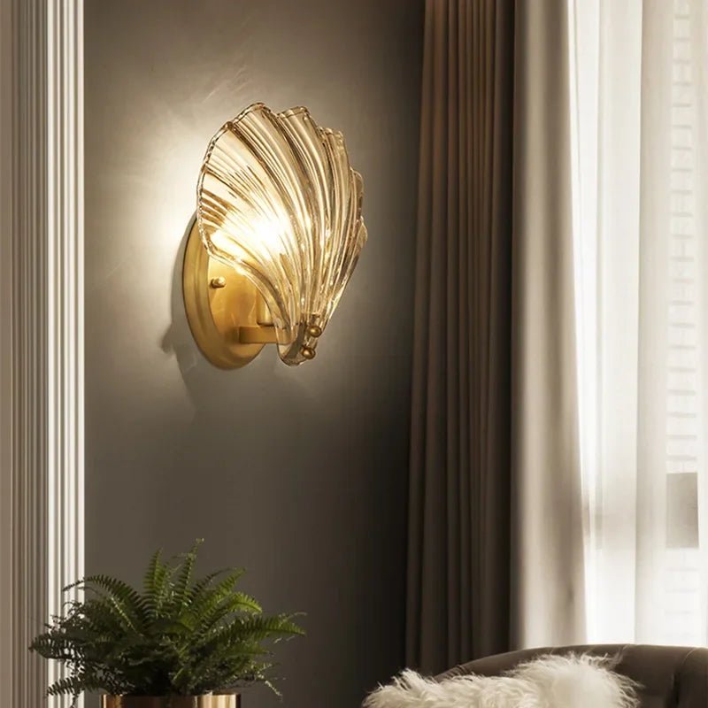 Applique murale en verre et laiton, abat-jour style coquillage, lumière LED unique