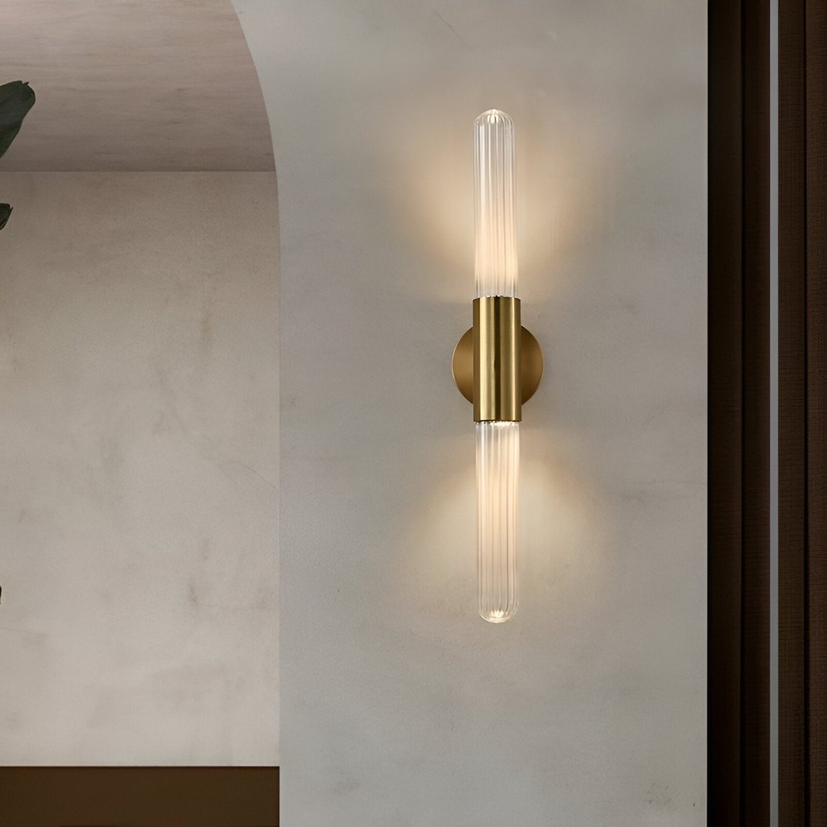 Aplique de Parede em Latão Antigo com Cúpula de Vidro Ondulado, Luz LED