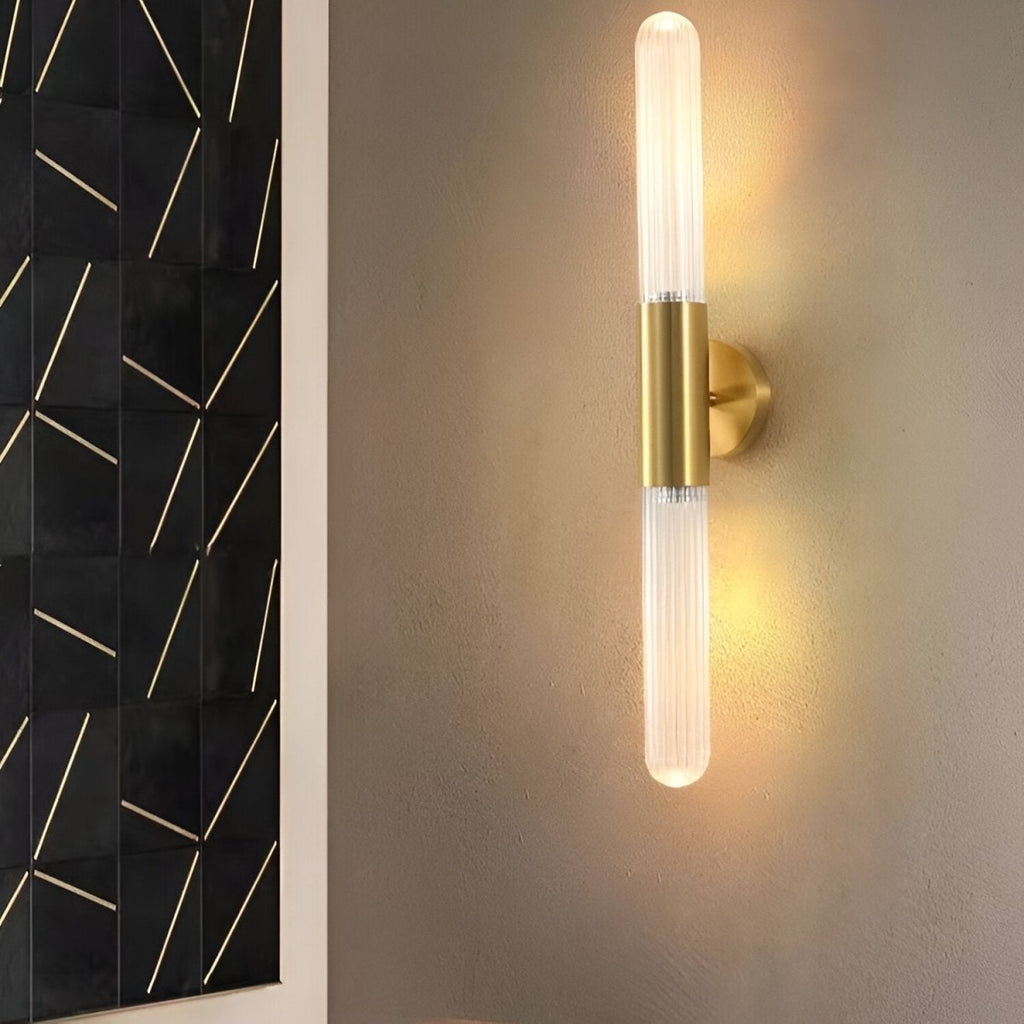 Aplique de Parede em Latão Antigo com Cúpula de Vidro Ondulado, Luz LED