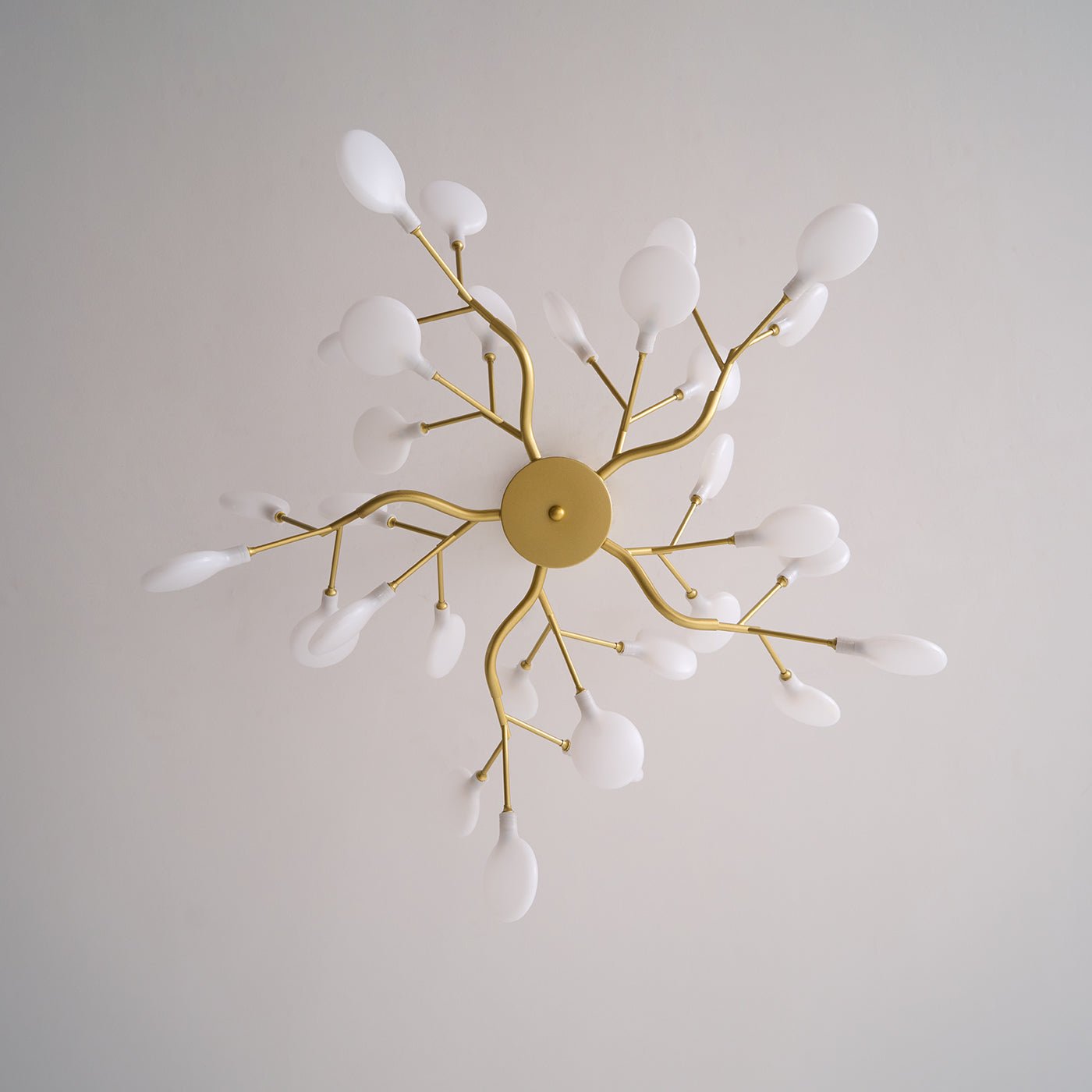 Chandelier, Firefly Sputnik, Translucent Glass Leaves, G4 LED, Dimmable