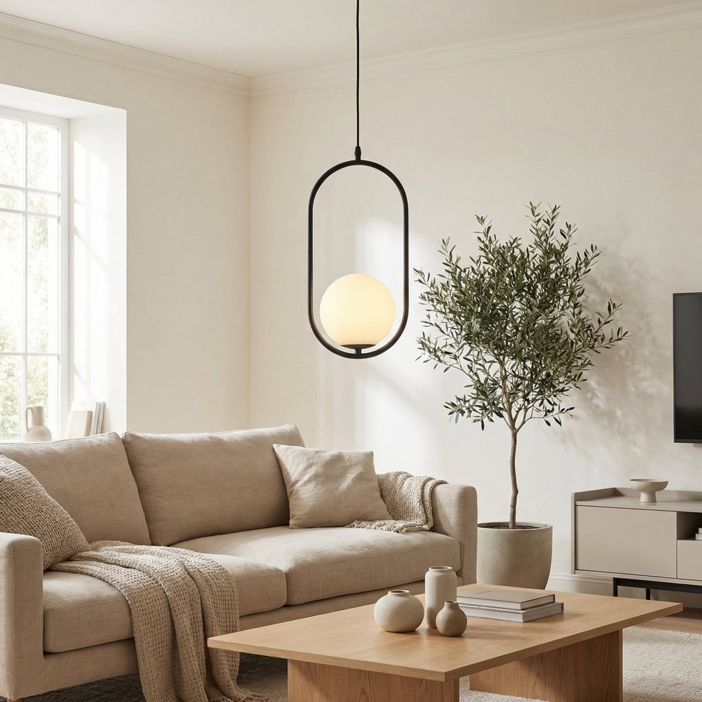 Luminária de Teto, Estrutura Dourada em Globo, Difusor de Vidro Fosco para Interiores Modernos