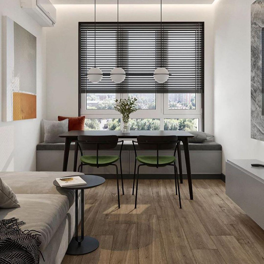 Black and White Glass Pendant Light, Adjustable Height, E26/E27 Base
