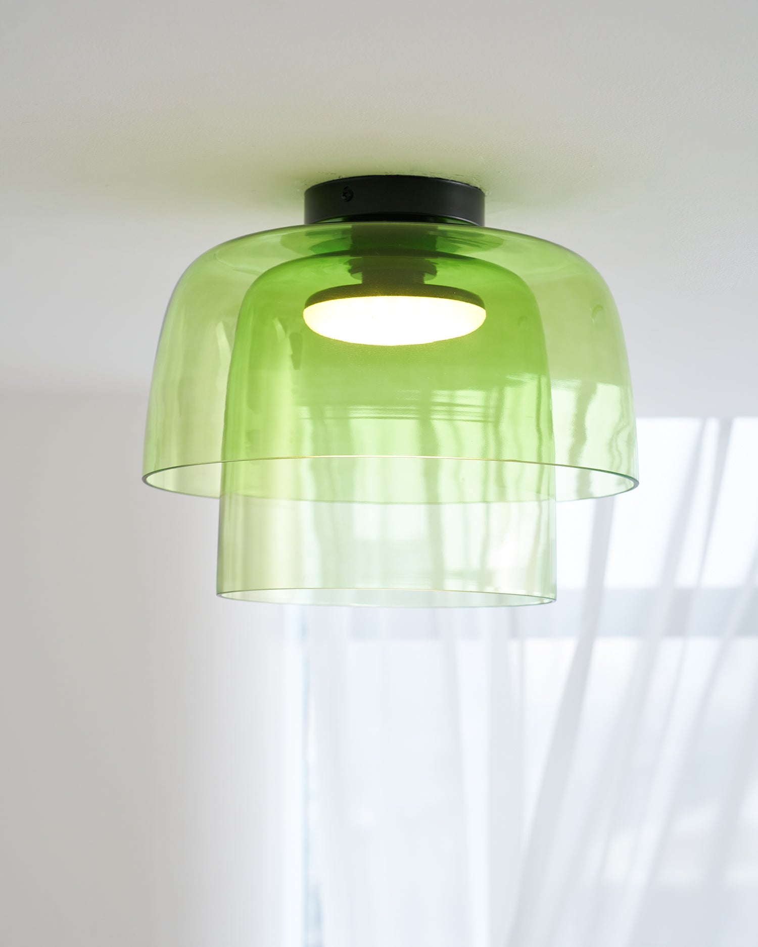 Indbygningsloftlampe, lagdelt tonet glas, integreret LED
