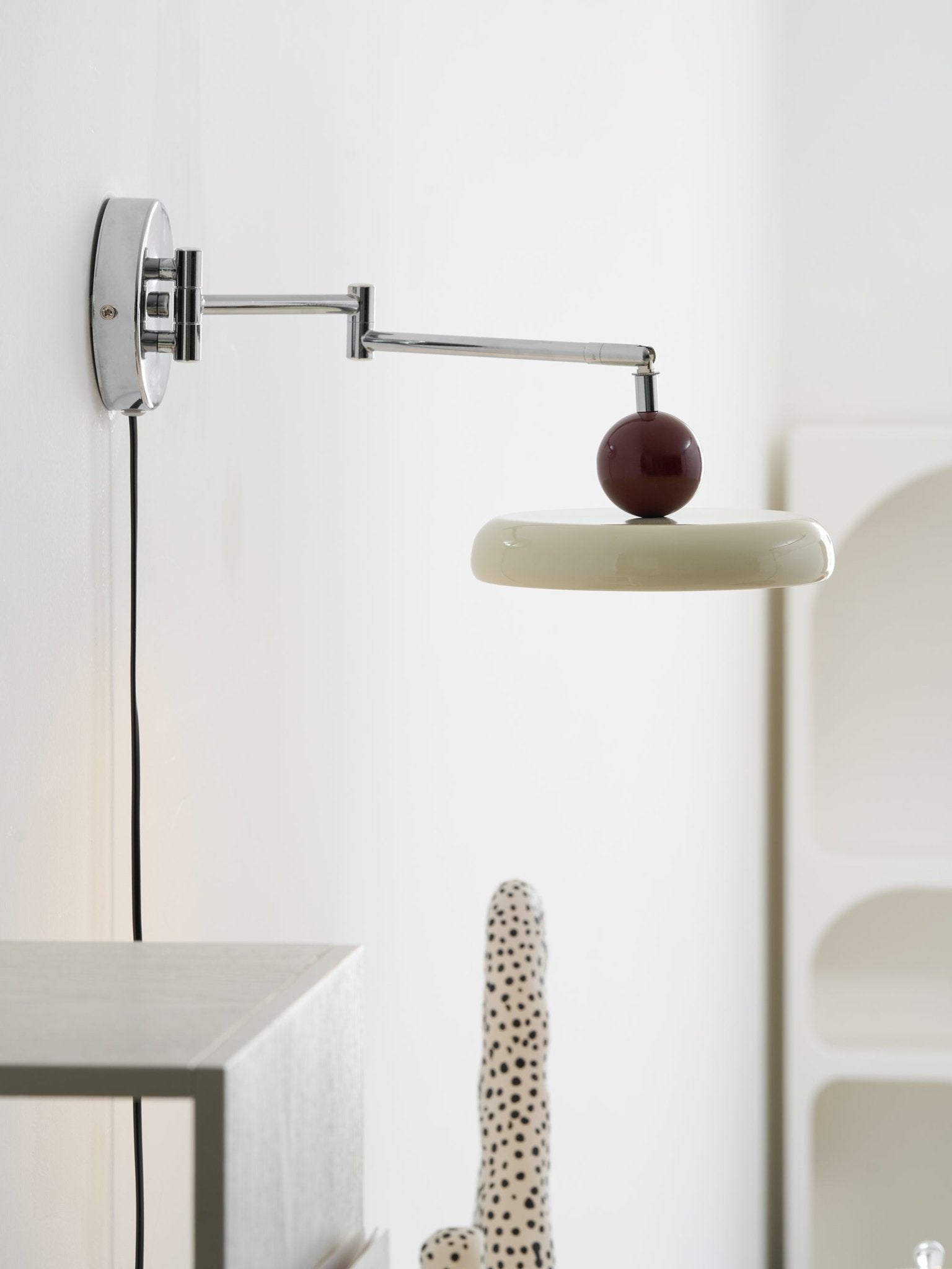 Lola Wall Lamp, Round Disc, Plug-In, Integrated LED, Chrome or Green