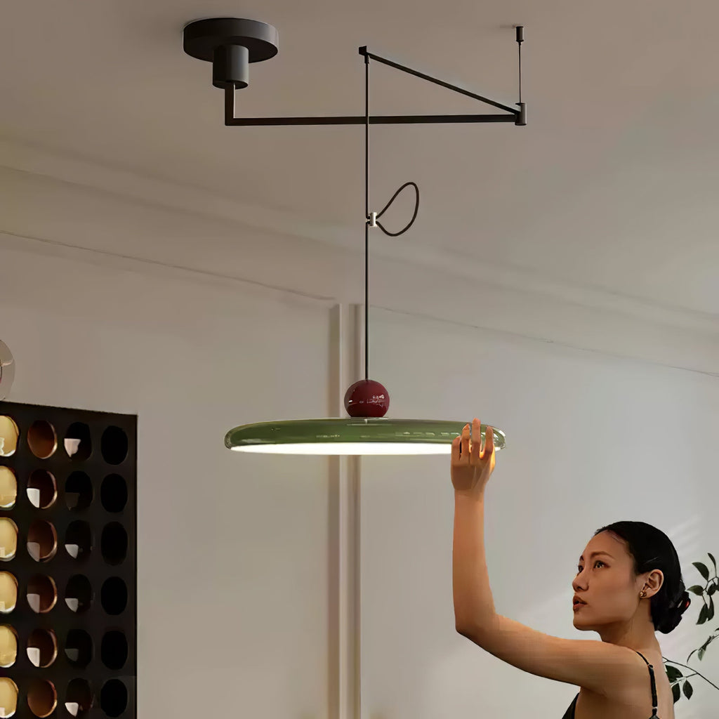 Pendellampe, mid-century svingarmsskive, akryl, LED, Lola