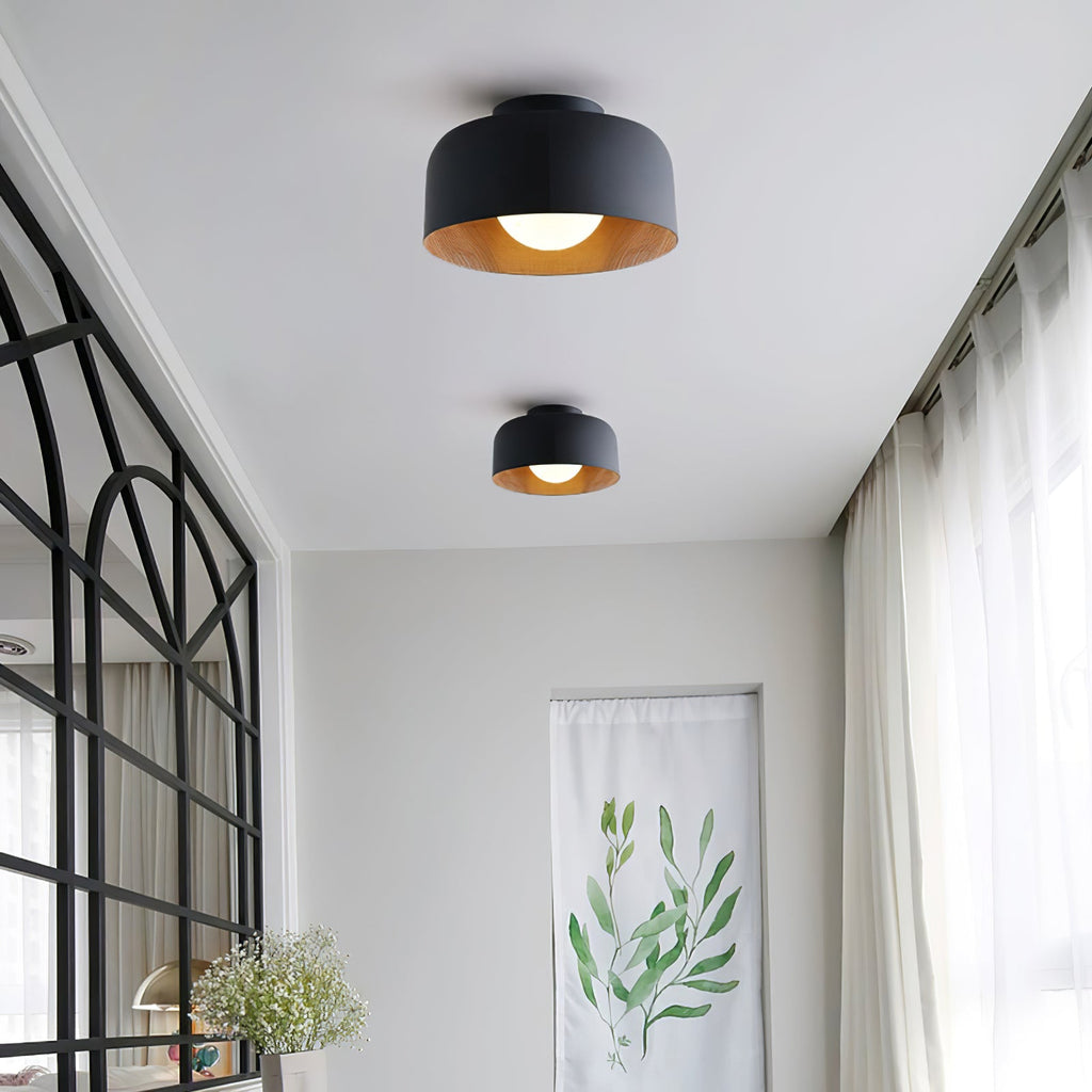 Loftlampe, hvid glasglobus, træstruktur, G9 fastmonteret