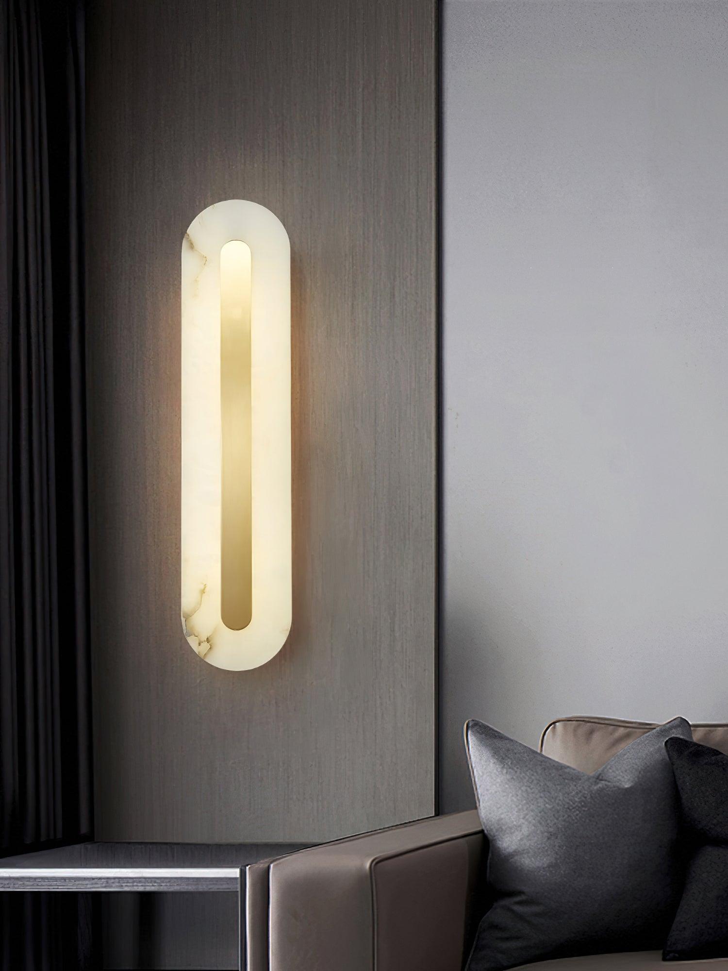 Væglampe, ægte alabast og messing, integreret LED, dæmpbar