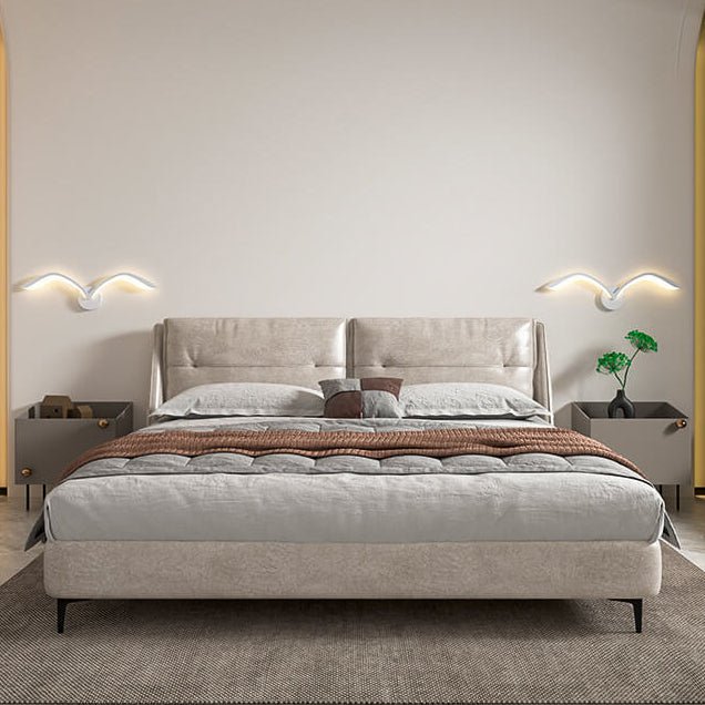 Applique murale en forme d’aile, fer et acrylique, lumière LED chaude