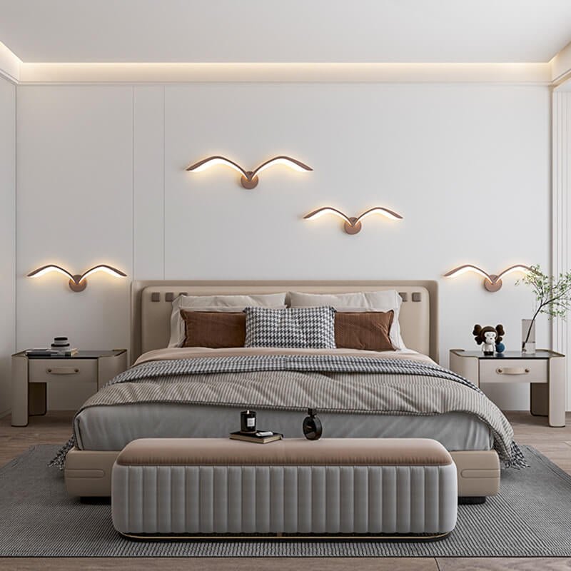 Applique murale en forme d’aile, fer et acrylique, lumière LED chaude