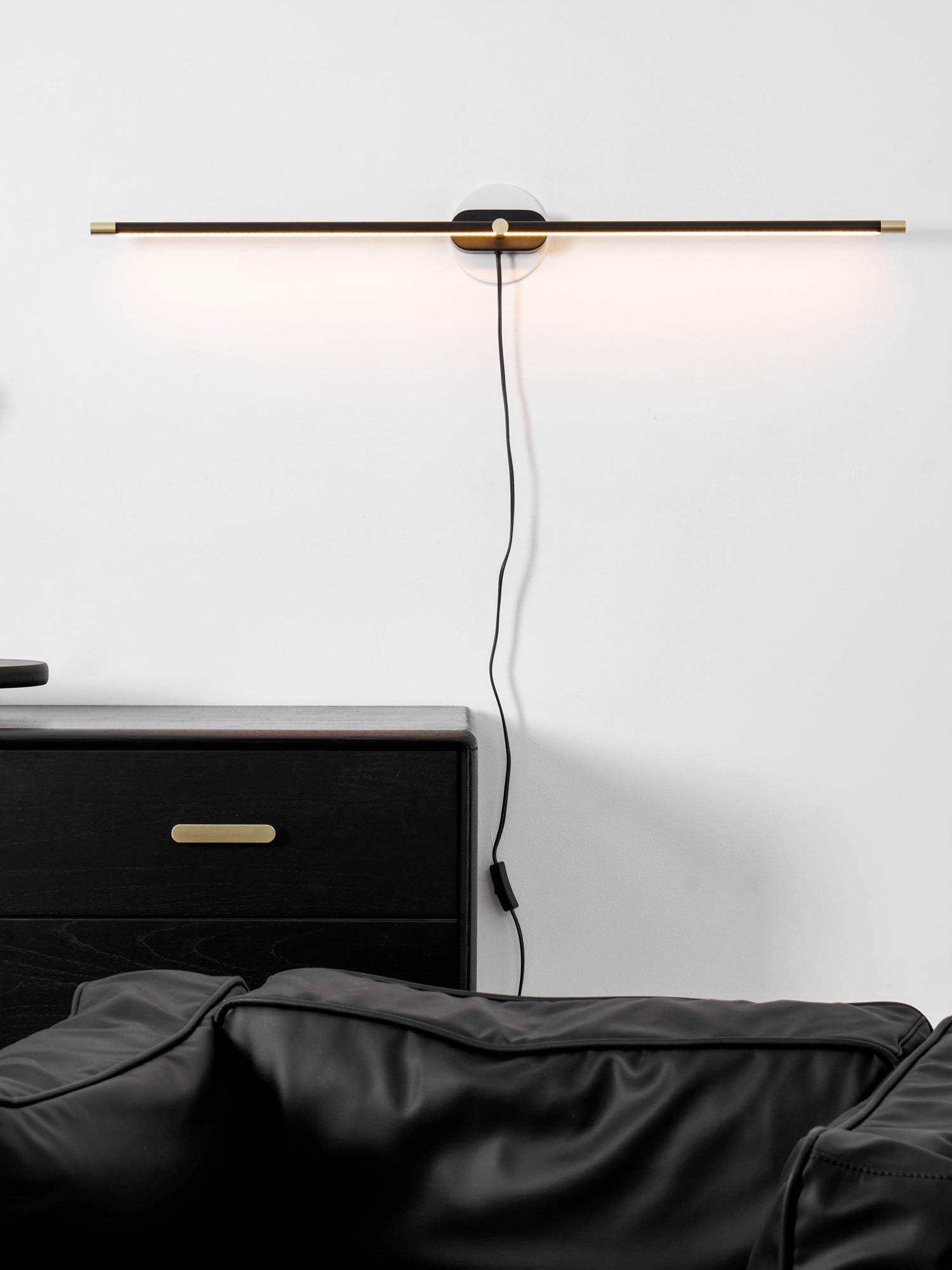Wall Lamp, Minimalist Linear LED Bar, Plug-In, Aluminium, 3000K Dimmable