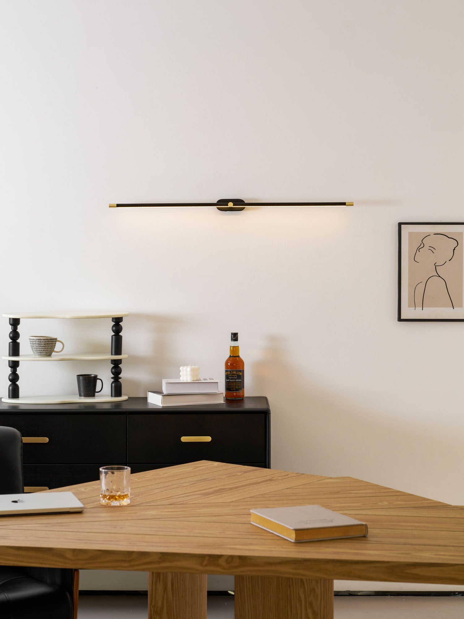 Wall Lamp, Rechargeable Cordless Linear LED, USB, Remote Dimmable