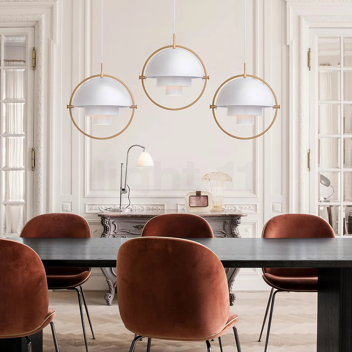 Multi-Lite pendant light arranged for sculptural indirect light in a living space