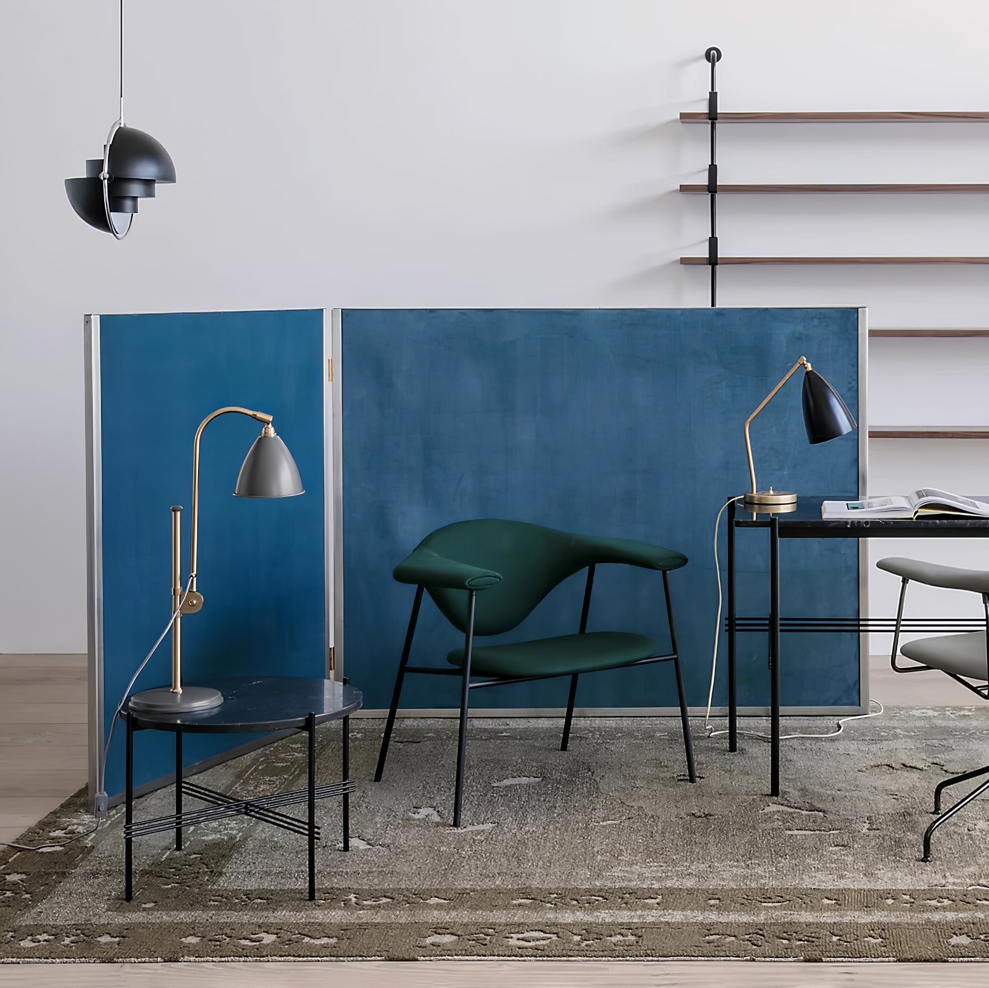 Multi-Lite pendant light arranged for sculptural indirect light in a living space