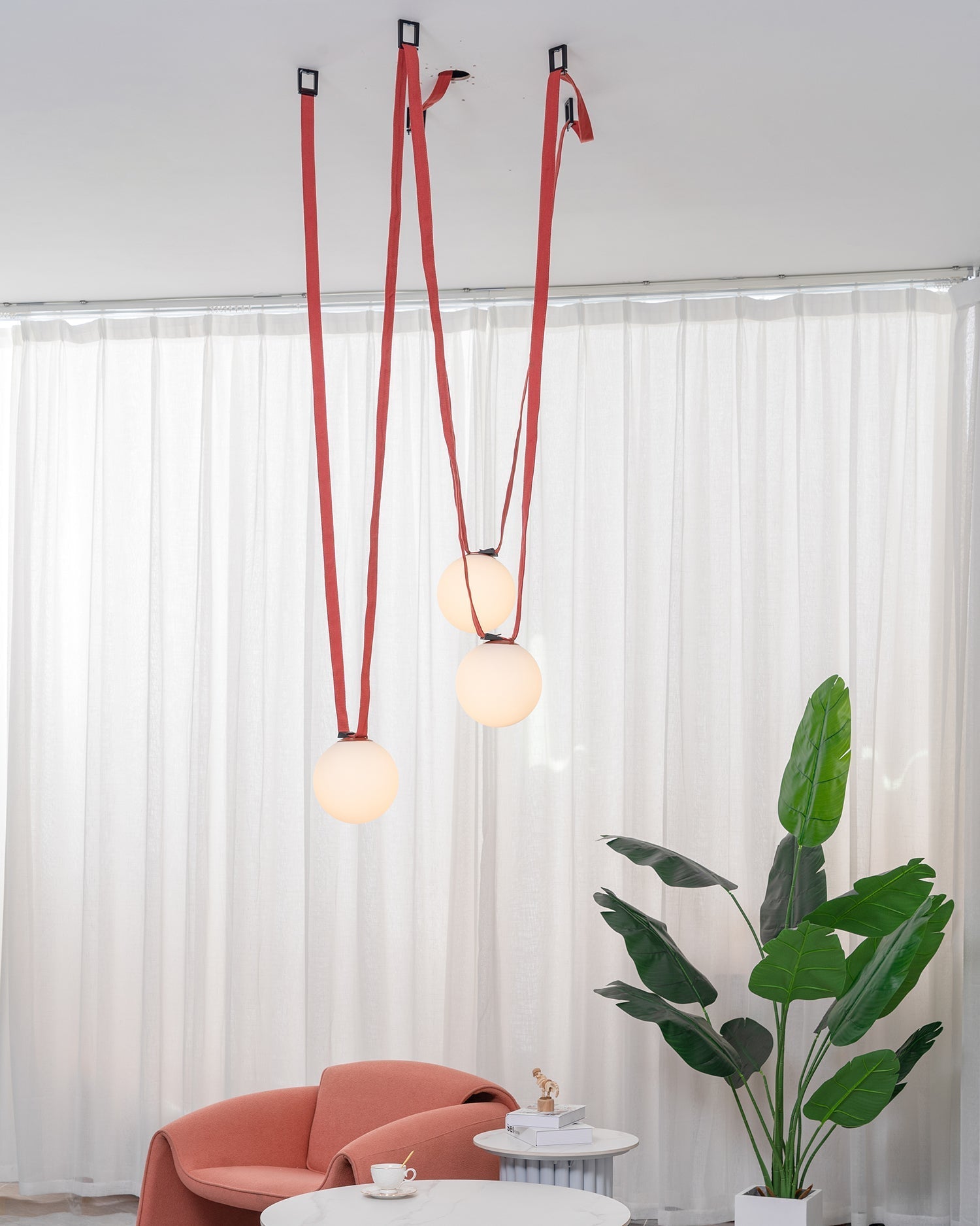 Multiple Belt Art Pendant Light full multi-head display