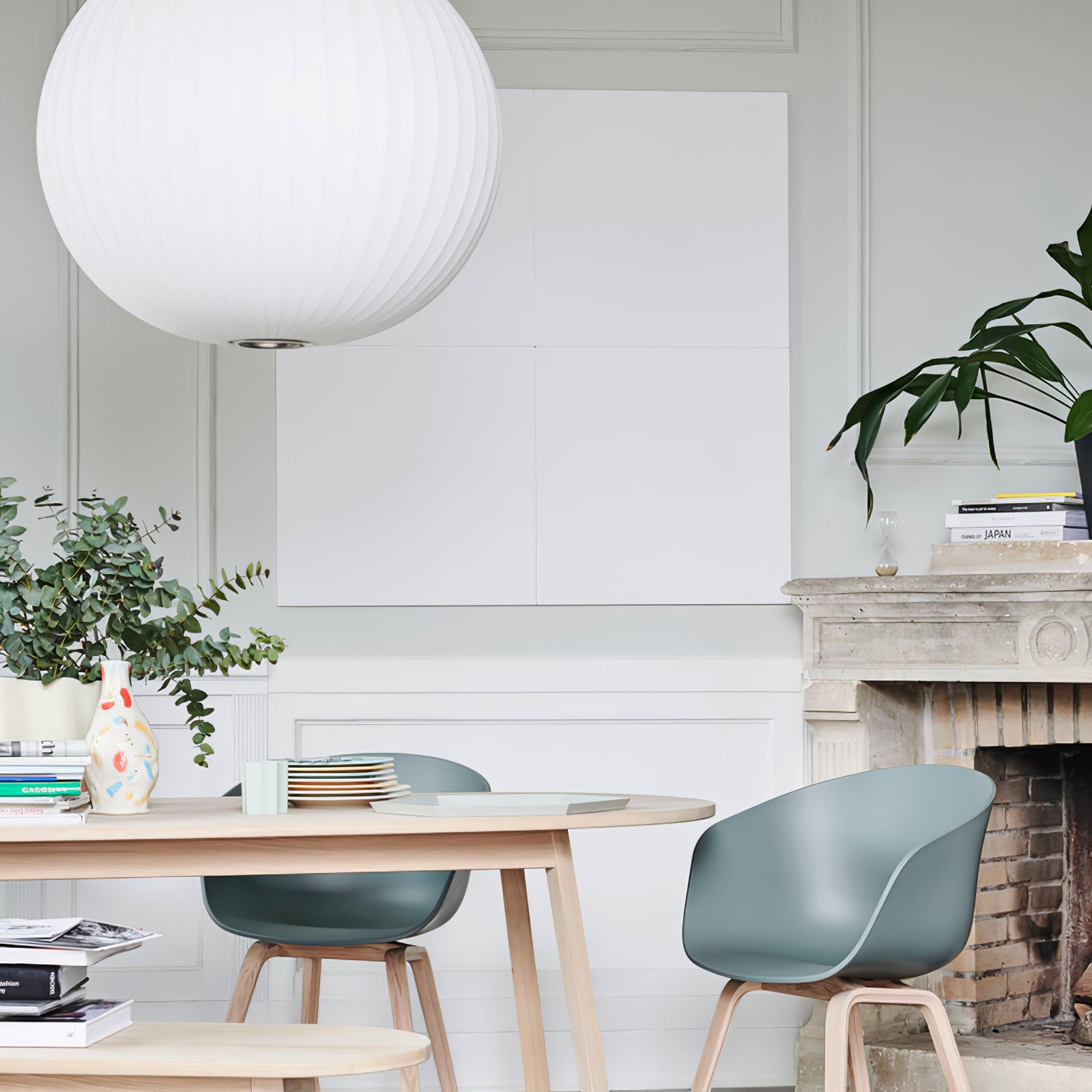 Pendant Light, Crisscross Bubble, Mulberry Silk, Steel Wireframe, E26