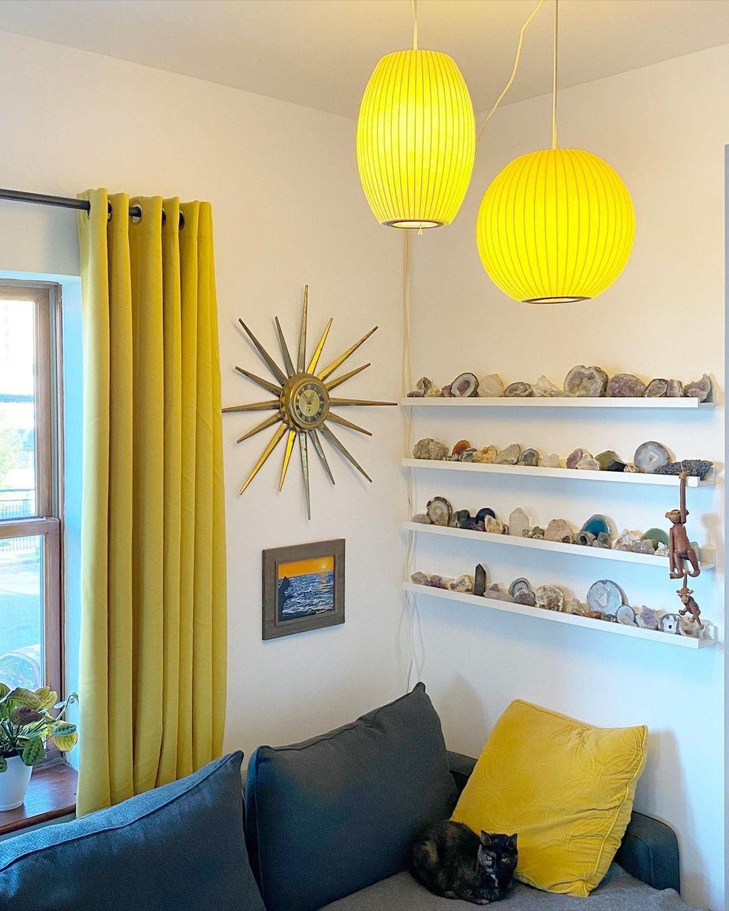 Nelson Bubble Swag Pendant Light shade detail from the side