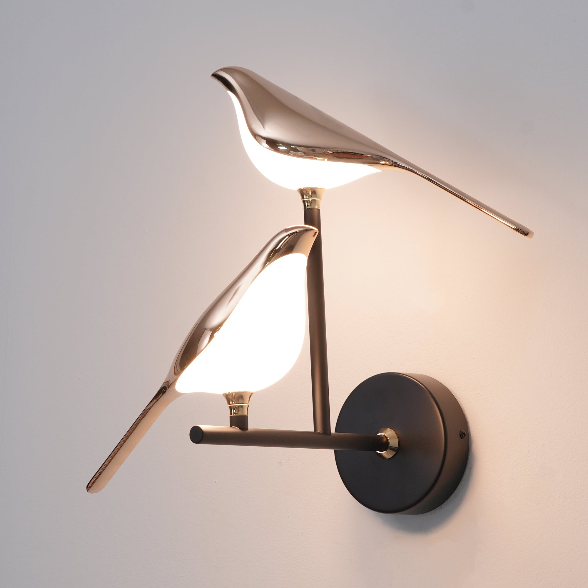 Nomi wall lamp single head detail with rose gold shade
